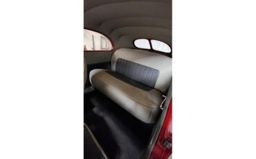 Ford-2-dr-sedan-1940-Red-Gray-7