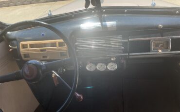 Ford-2-dr-sedan-1940-Tan-Brown-14