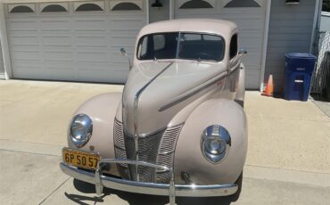 Ford-2-dr-sedan-1940-Tan-Brown-2