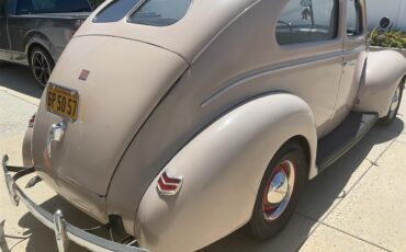 Ford-2-dr-sedan-1940-Tan-Brown-8
