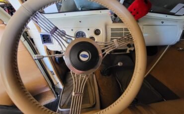 Ford-2-dr-sedan-1940-Vanilla-Shake-Tan-14