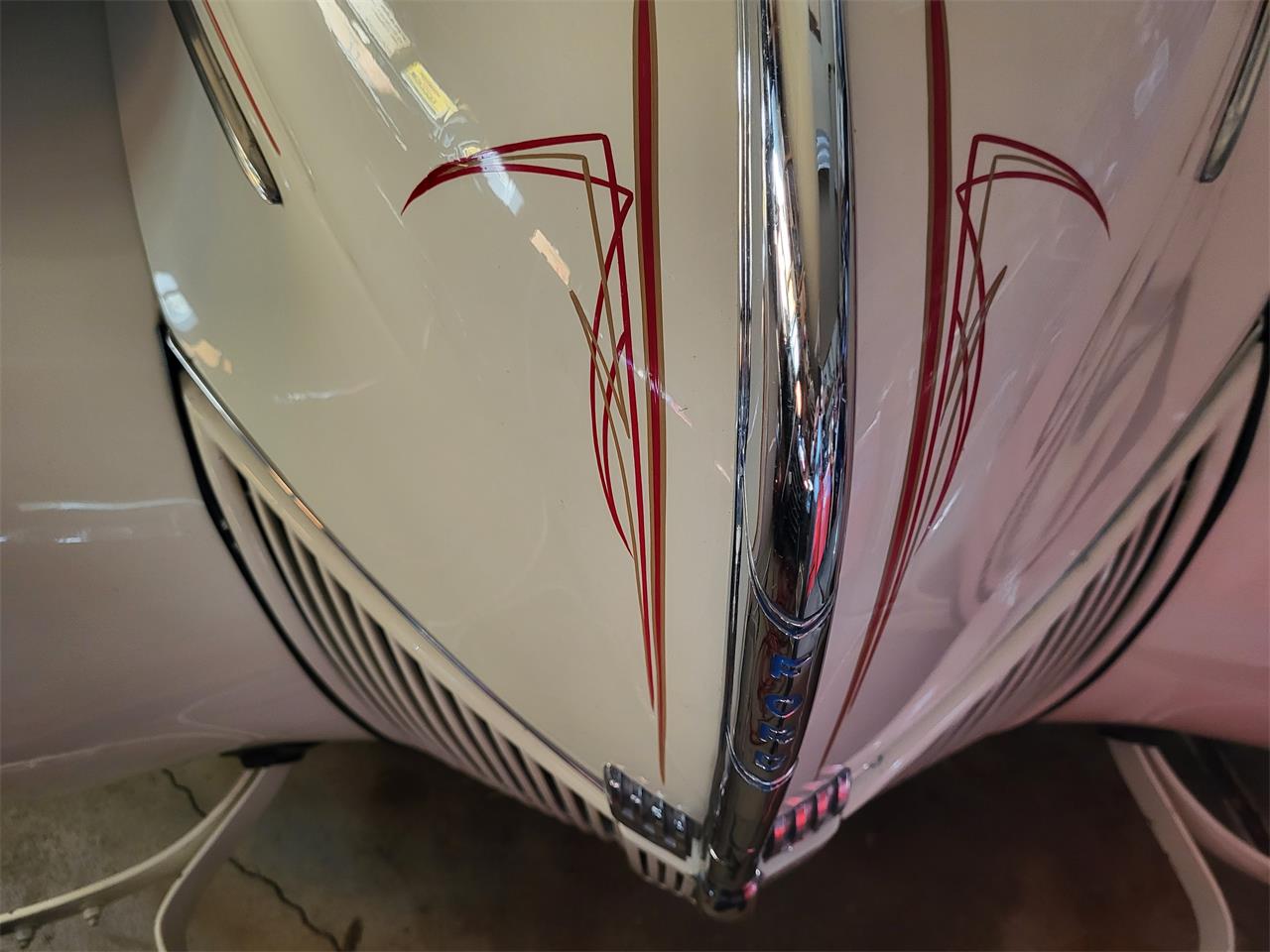 Ford-2-dr-sedan-1940-Vanilla-Shake-Tan-16