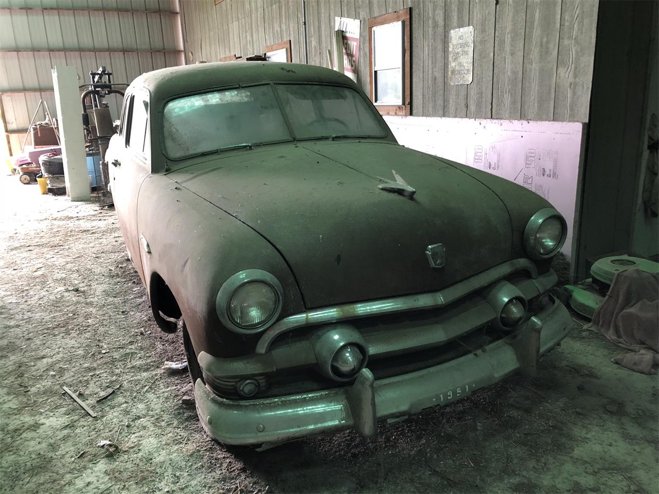 Ford-2-dr-sedan-1951-Black-surface-rust-Gray-and-Red-cloth-1