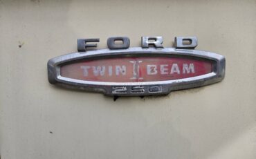 Ford-250-1966-custom-9
