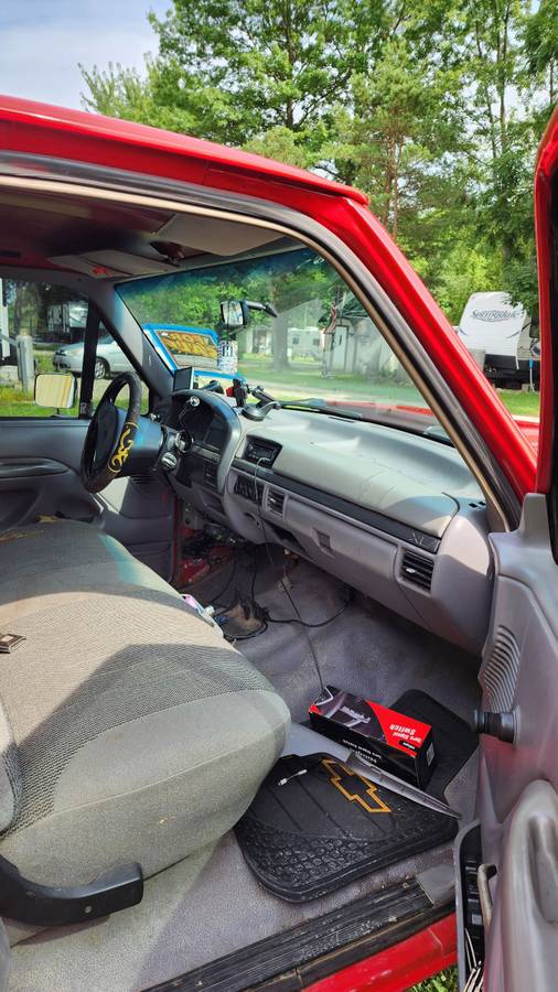 Ford-250-7.3-power-stroke-diesel-1995-red-13