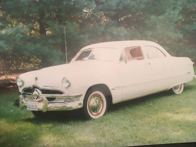 Ford-2dr-sedan-1950-white-1