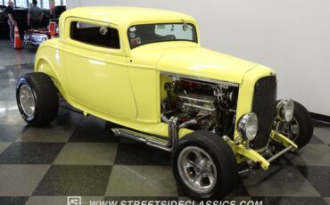 Ford-3-Window-1932-Coupe-13