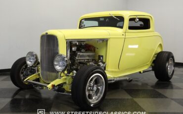 Ford-3-Window-1932-Coupe-20