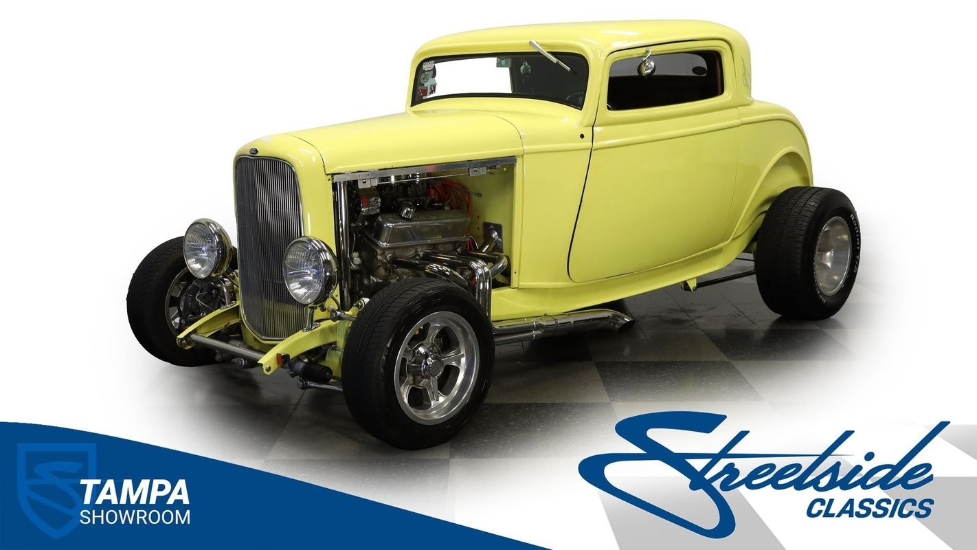 Ford-3-Window-1932-Coupe