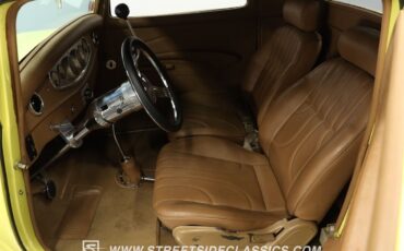 Ford-3-Window-1932-Coupe-31