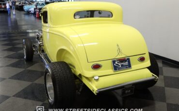 Ford-3-Window-1932-Coupe-7