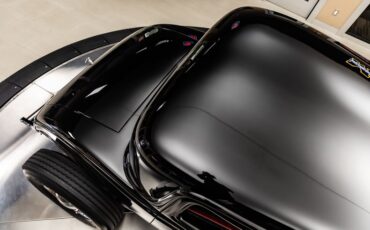 Ford-3-window-1932-Black-34