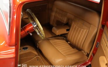 Ford-3-window-1932-Burnt-Orange-Metalli-Saddle-36