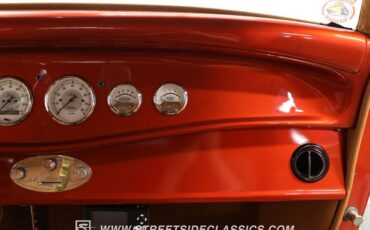 Ford-3-window-1932-Burnt-Orange-Metalli-Saddle-41