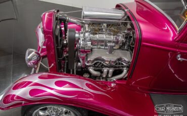 Ford-3-window-1932-Rosewood-Metallic-White-Rose-Leather-3