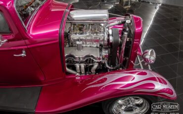 Ford-3-window-1932-Rosewood-Metallic-White-Rose-Leather-4