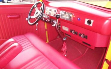 Ford-3-window-1939-YELLOW-2-STAGE-DEEP-RED-VINYL-4
