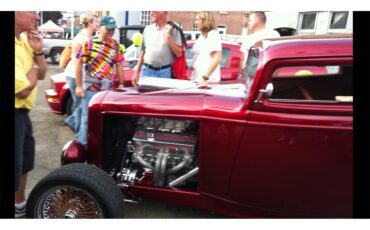 Ford-3-window-coupe-1932-Candy-Apple-Burgundy-Brown-14