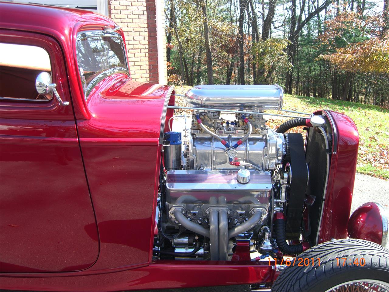 Ford-3-window-coupe-1932-Candy-Apple-Burgundy-Brown-15