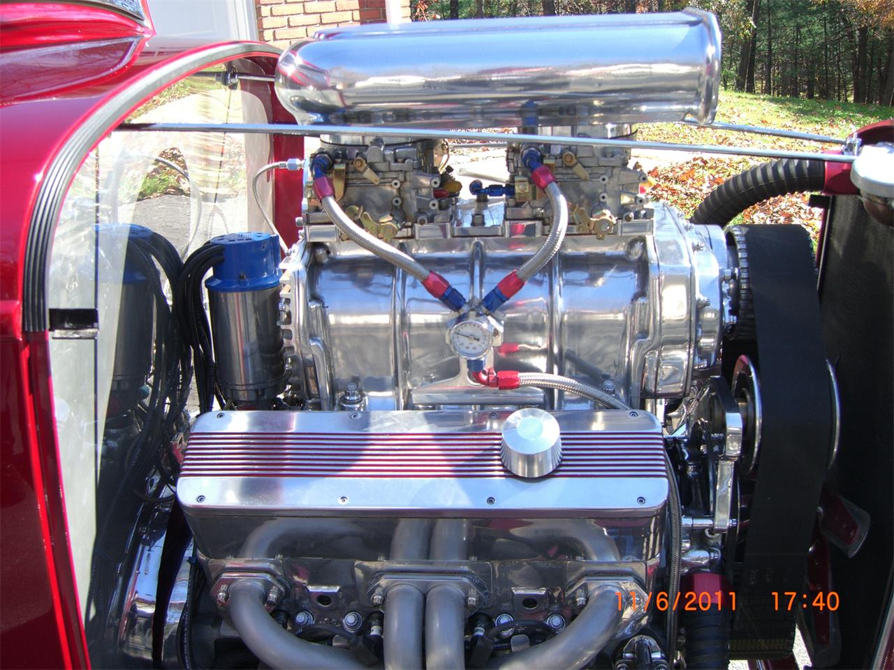 Ford-3-window-coupe-1932-Candy-Apple-Burgundy-Brown-16