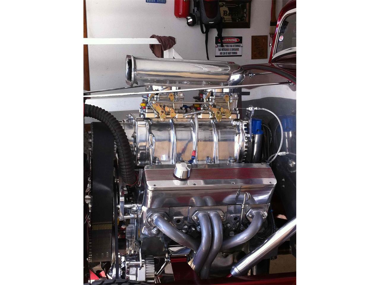 Ford-3-window-coupe-1932-Candy-Apple-Burgundy-Brown-17
