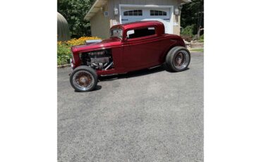 Ford-3-window-coupe-1932-Candy-Apple-Burgundy-Brown-19