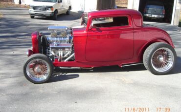 Ford-3-window-coupe-1932-Candy-Apple-Burgundy-Brown-6