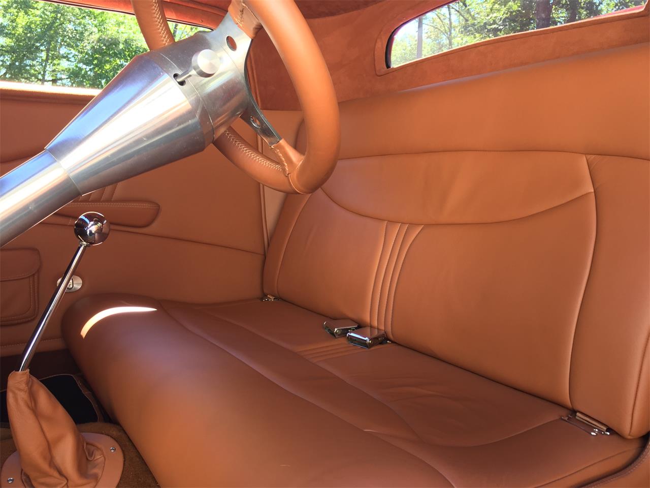 Ford-3-window-coupe-1932-Candy-Apple-Burgundy-Brown-7
