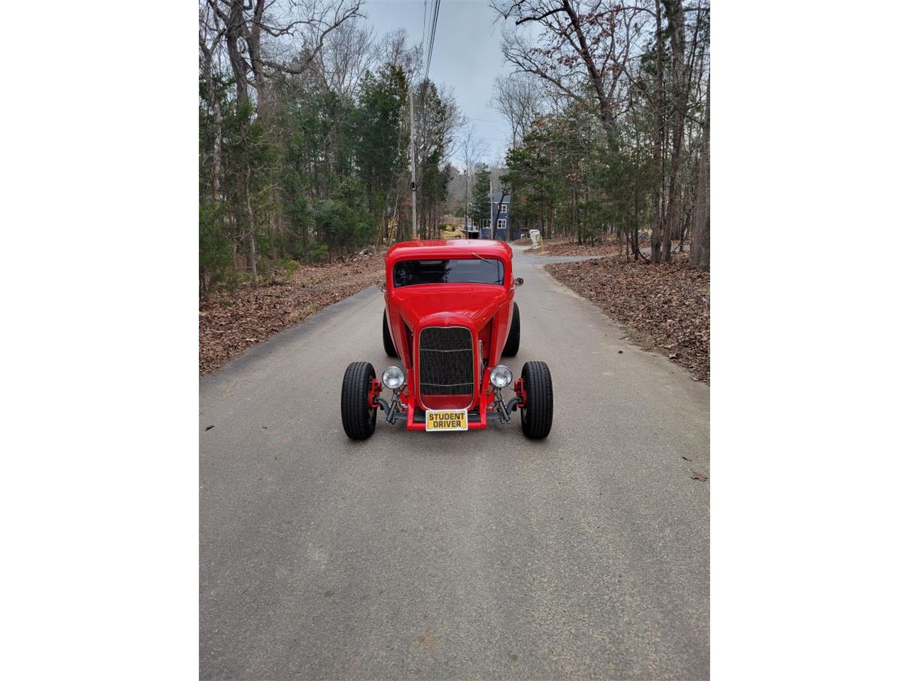 Ford-3-window-coupe-1932-Red-Gray-1