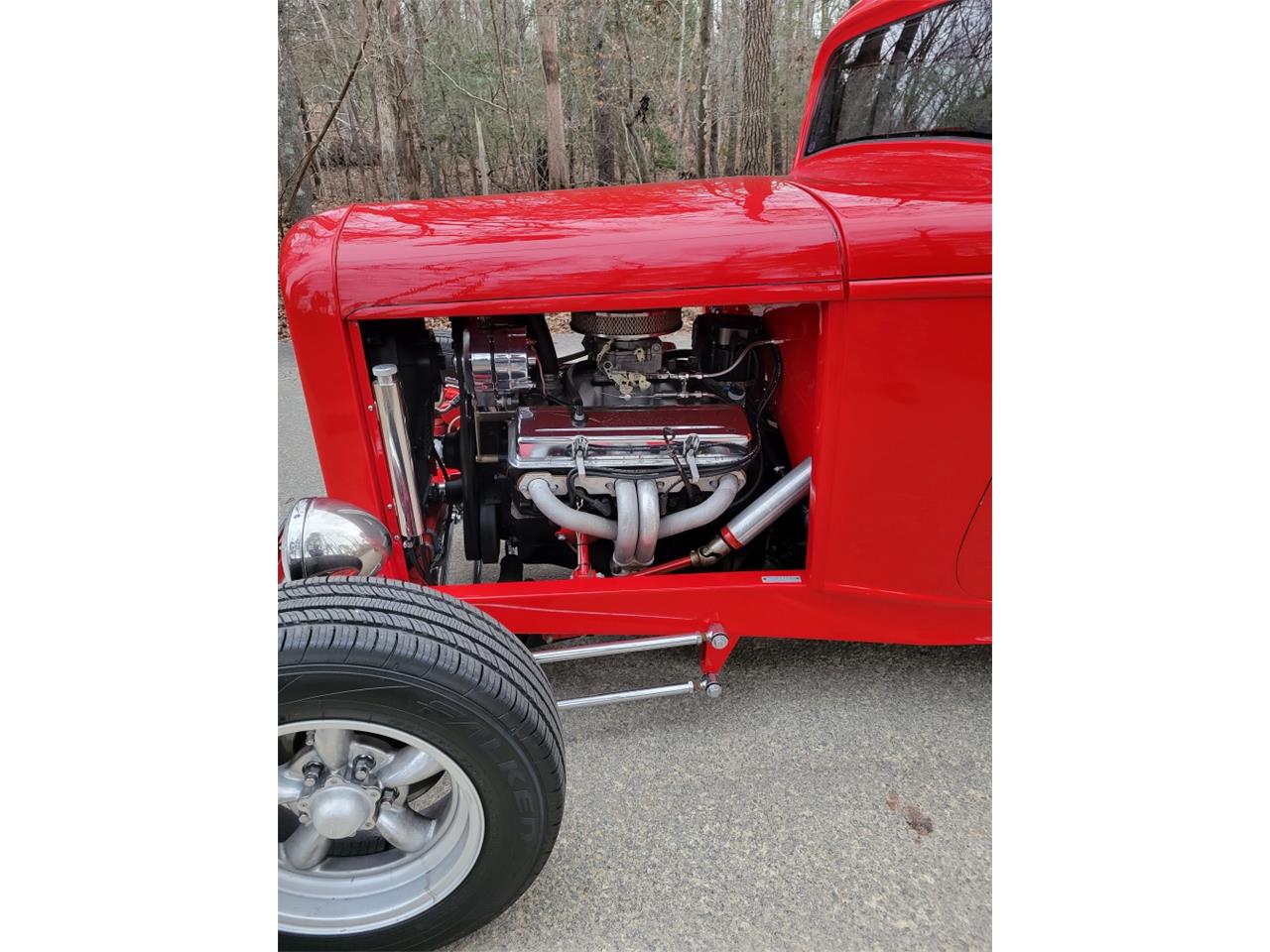 Ford-3-window-coupe-1932-Red-Gray-12