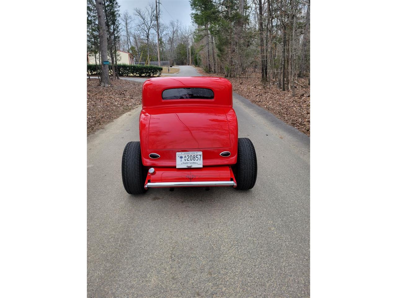 Ford-3-window-coupe-1932-Red-Gray-4