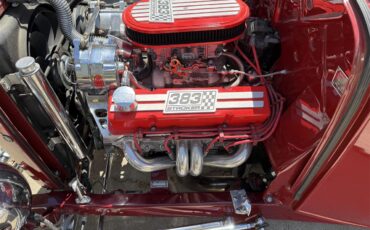 Ford-3-window-coupe-1932-Red-Red-6