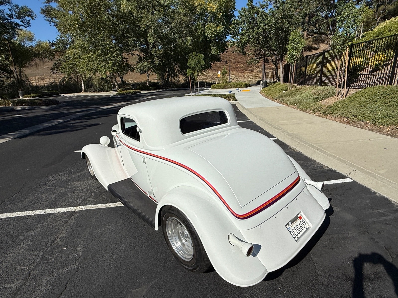 Ford-3-window-coupe-1933-Coupe-7