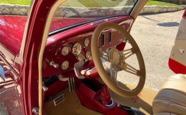 Ford-3-window-coupe-1933-Red-Vanilla-16