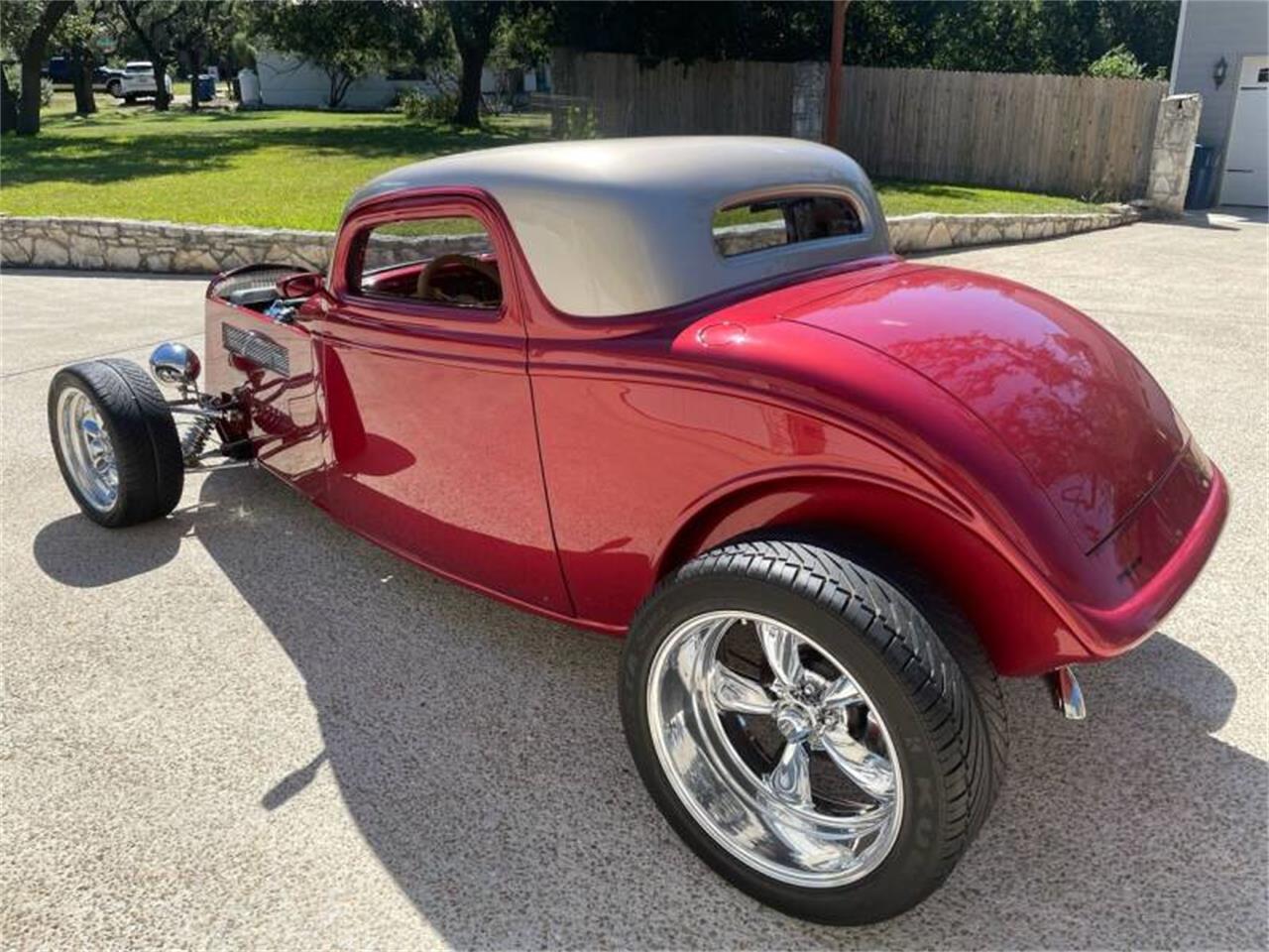 Ford-3-window-coupe-1933-Red-Vanilla-29
