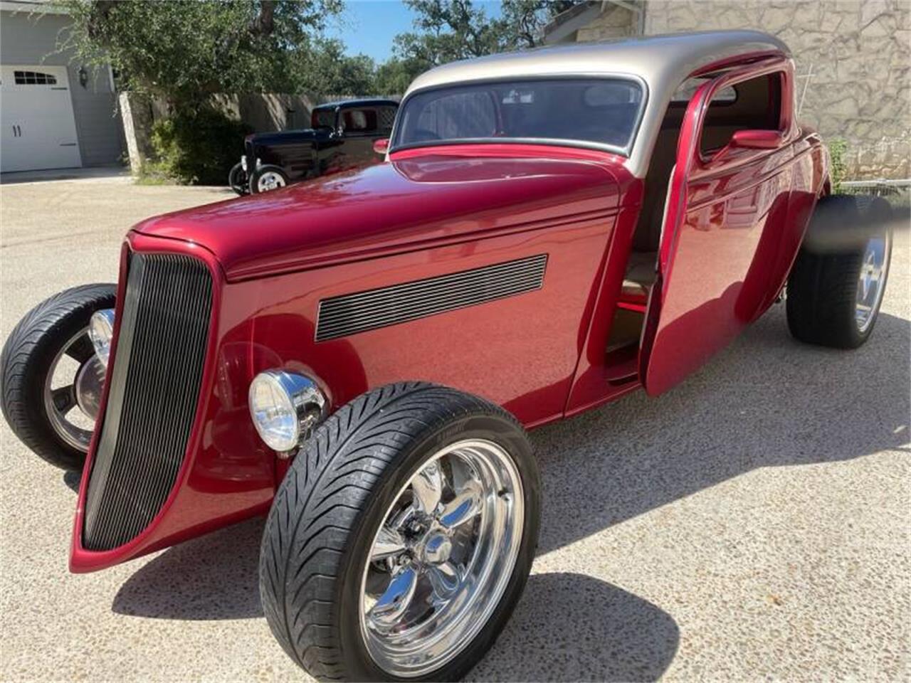 Ford-3-window-coupe-1933-Red-Vanilla-3