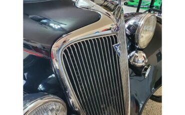 Ford-3-window-coupe-1934-Black-Red-amp-Black-1