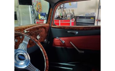 Ford-3-window-coupe-1934-Black-Red-amp-Black-15