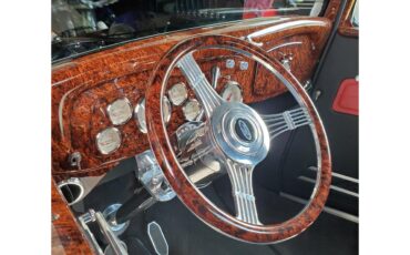Ford-3-window-coupe-1934-Black-Red-amp-Black-16