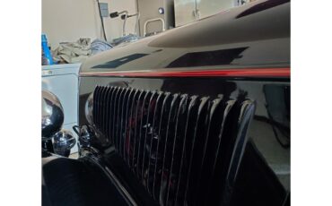 Ford-3-window-coupe-1934-Black-Red-amp-Black-2