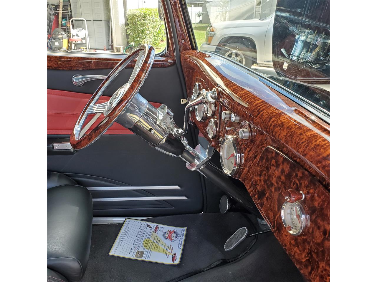 Ford-3-window-coupe-1934-Black-Red-amp-Black-22