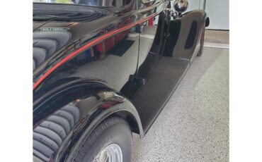 Ford-3-window-coupe-1934-Black-Red-amp-Black-35