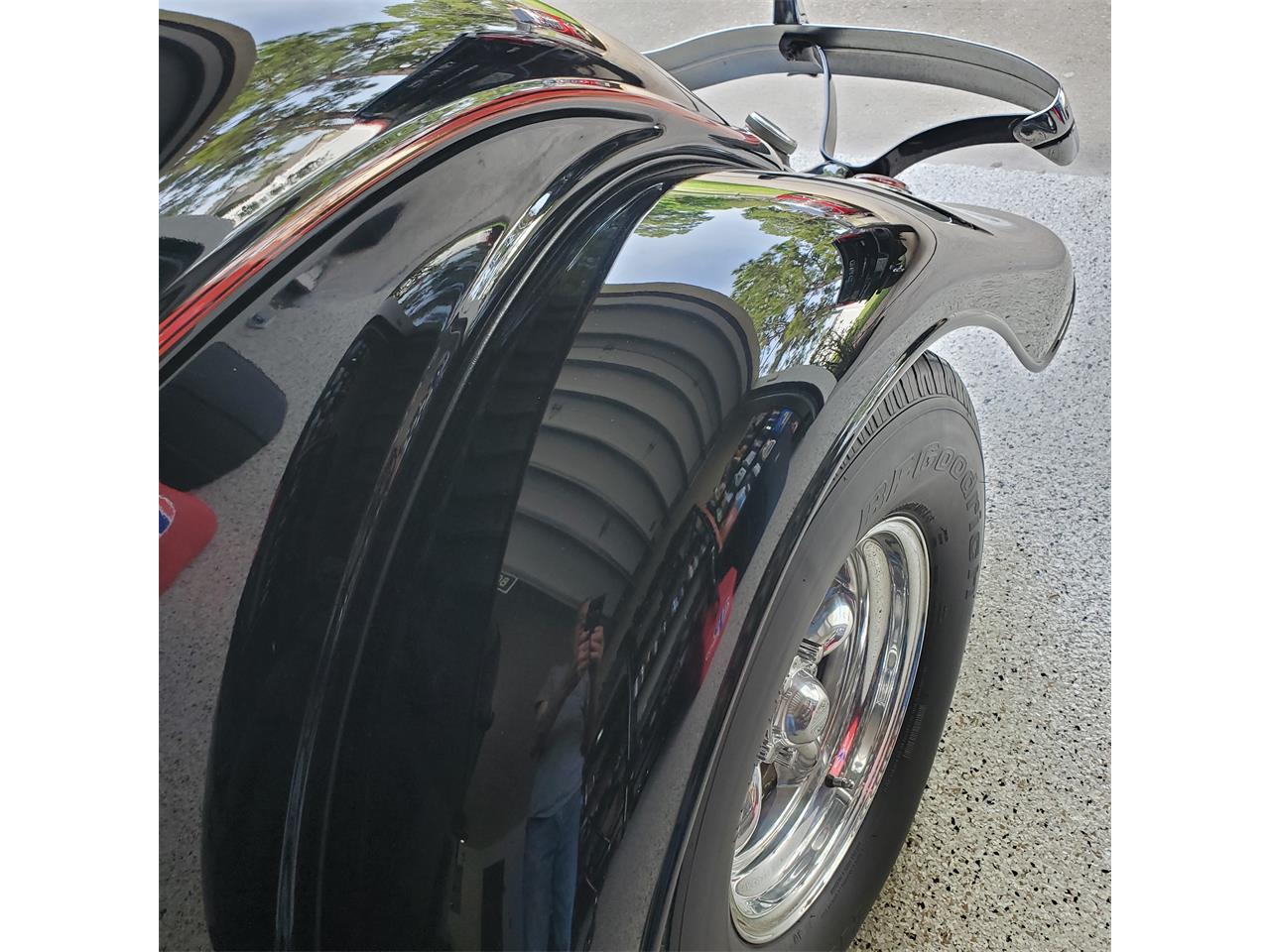 Ford-3-window-coupe-1934-Black-Red-amp-Black-36