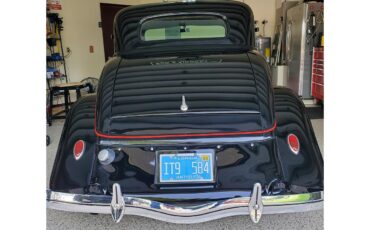 Ford-3-window-coupe-1934-Black-Red-amp-Black-4