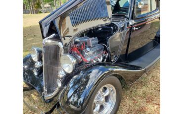 Ford-3-window-coupe-1934-Black-Red-amp-Black-41