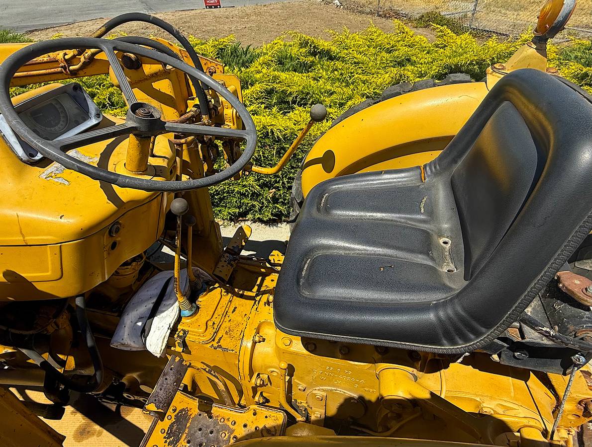 Ford-340a-diesel-1984-yellow-6