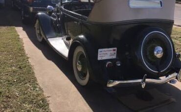 Ford-4-door-1934-4