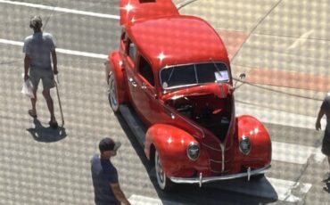 Ford-4-dr-sedan-1939-Vermillion-Red-Tan-10