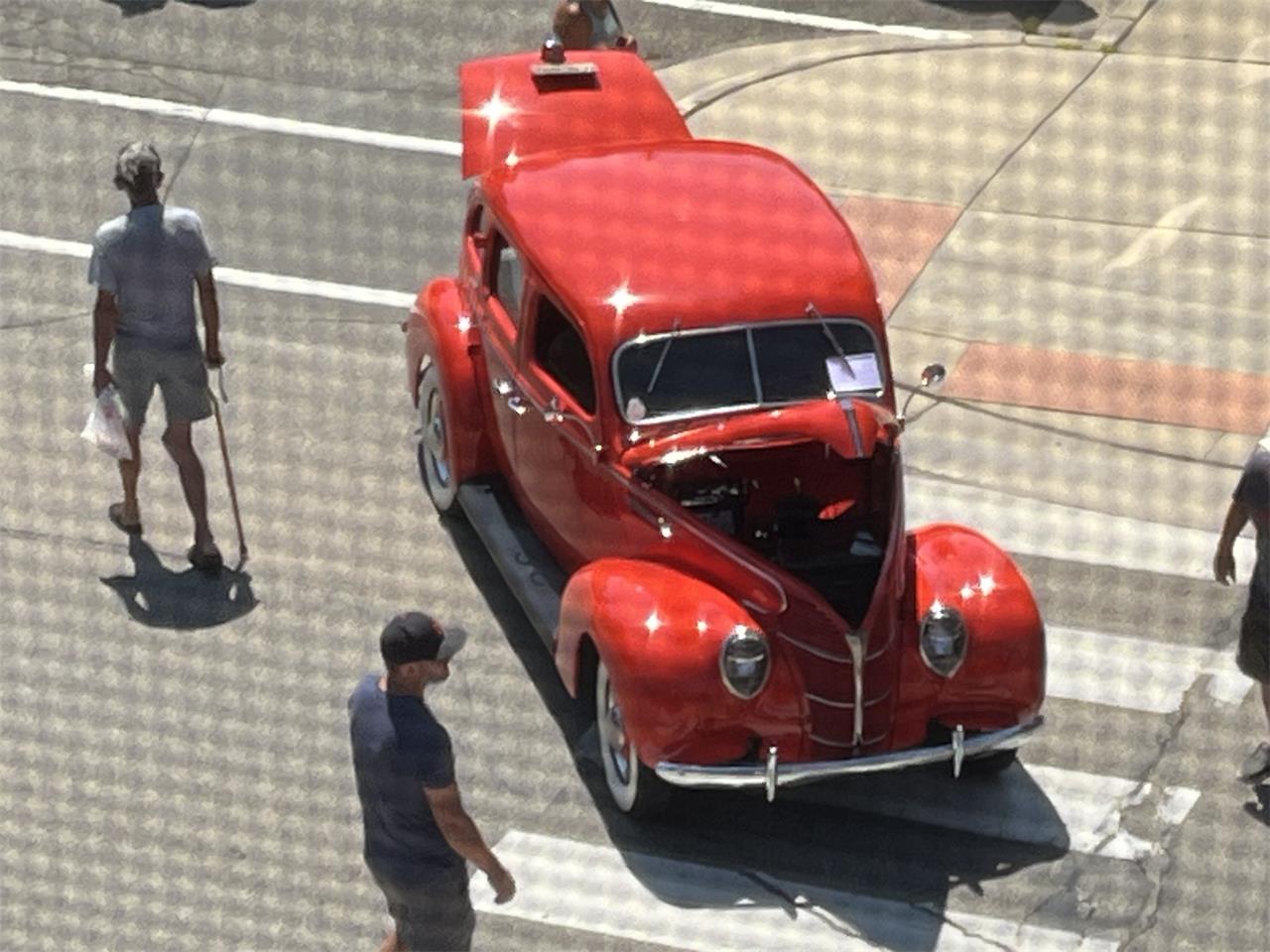 Ford-4-dr-sedan-1939-Vermillion-Red-Tan-10