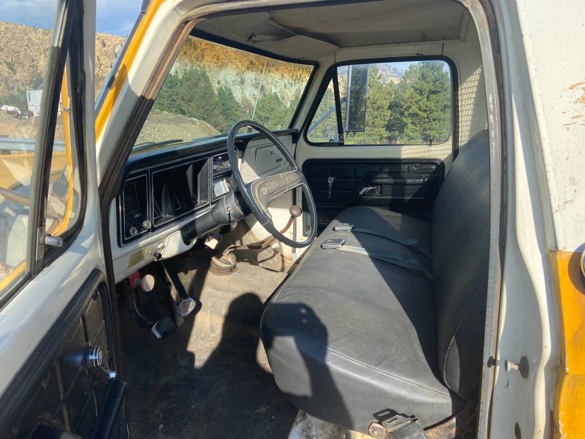Ford-4fb-1975-18